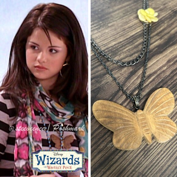 2000s Multi Strand Wooden Butterfly Necklace ASO Alex Russo / Kelsi Nielsen - Picture 4 of 11